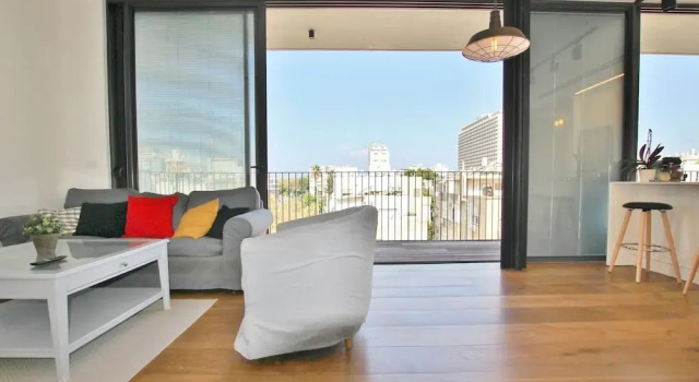 Hilton Beach Area- Perfect 1 BDR in a new building, Забронировать Отель Тель-Авив Тель-Авивский округ, рядом с Площадь Рабина