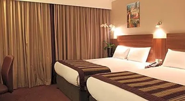 Четырёхместный номер Standard Leonardo Hotel Bradford