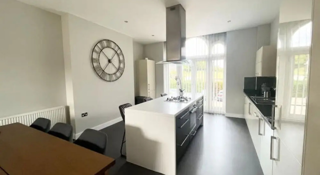 Апартаменты Blue Heron - 2 Bedroom Apt With 2 Parking Spaces - From 165 Per Night