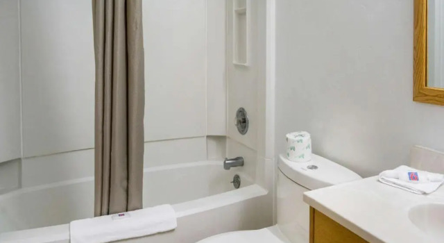 Четырёхместный номер Deluxe Motel 6-Wilsonville, OR - Portland