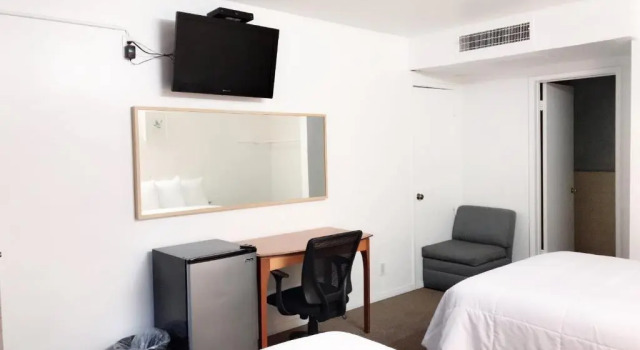 Четырёхместный номер Standard City Center Hotel Los Angeles