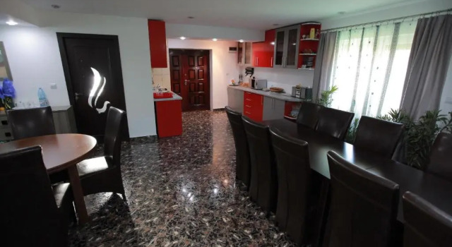 Коттедж Casa Lucian