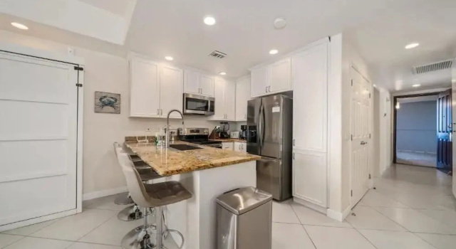 Апартаменты Las Palomas 1BR 1BA Luxury Ocean View