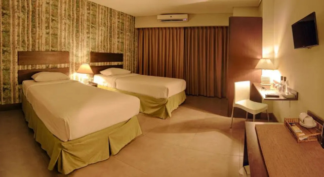 Standard Twin room Bali World Hotel