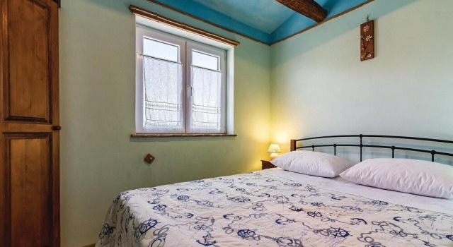 Stunning Home in Krnica With Wifi and 4 Bedrooms, Reserva ahora Casa o chalet Cabañas en Krnica, Cabaña