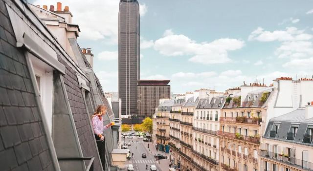 Полулюкс Legend Hôtel Paris