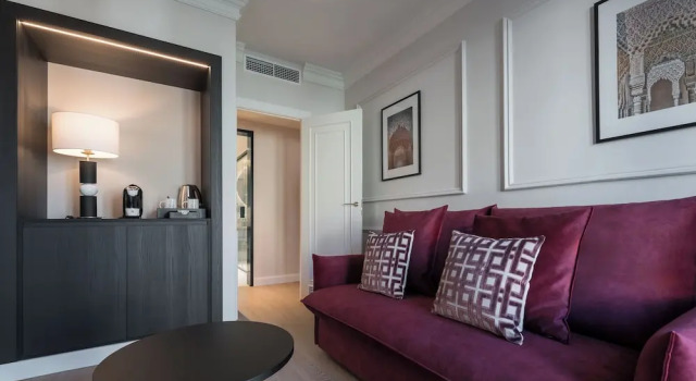 Полулюкс Eurostars San Antón
