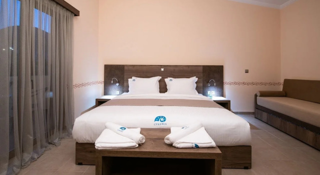 Cyrenia Guesthouse, Prenota Affittacamere Hotel a Peloponneso con parcheggio, Parcheggio