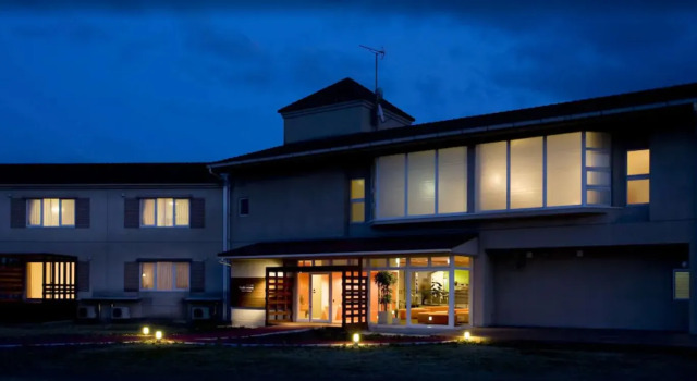 Hotel Familio Tateyama, Забронировать Отель Татеяма Тиба