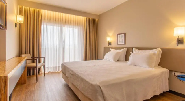 Семейный люкс Superior TURIM Santa Maria da Feira Hotel