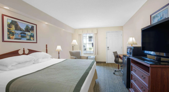 Двухместный номер Standard Baymont by Wyndham Tuscaloosa