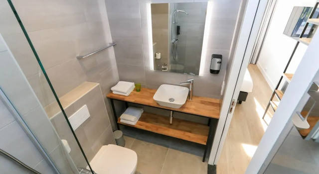 Трёхместный номер Comfort Fletcher Hotel Rotterdam-Airport