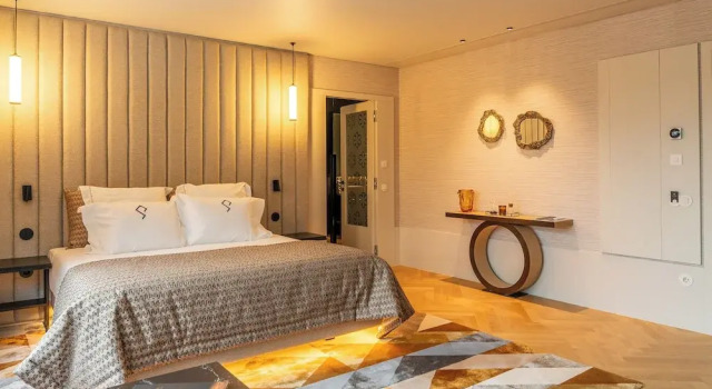 Номер Superior Palatial Suites