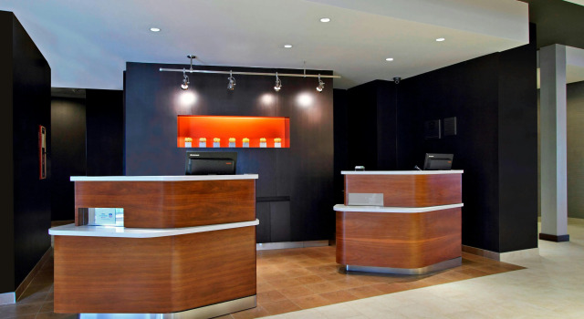 Courtyard by Marriott Victoria, Забронировать Отель Отели Виктории с парковкой, Парковка