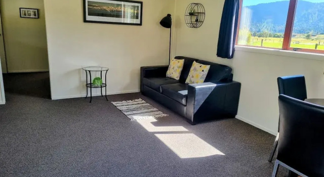 Te Awa Cottages