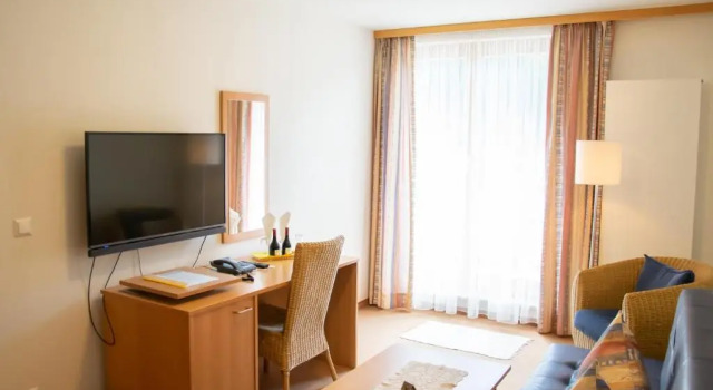 Апартаменты All Inklusive Hotel Burgstallerhof