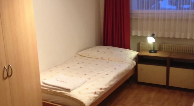 Одноместный номер Economy c 1 комнатой с видом на горы Hostel Vista Zweisimmen