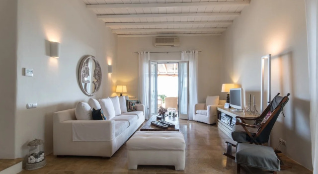 Вилла с 6 комнатами Hera iconic Mykonian Villa