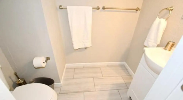 Walk to Notre Dame 3 Bedroom 1 5 Bath Home 717, Buchen Sie Ferienhaus Villen in Notre Dame, Villa