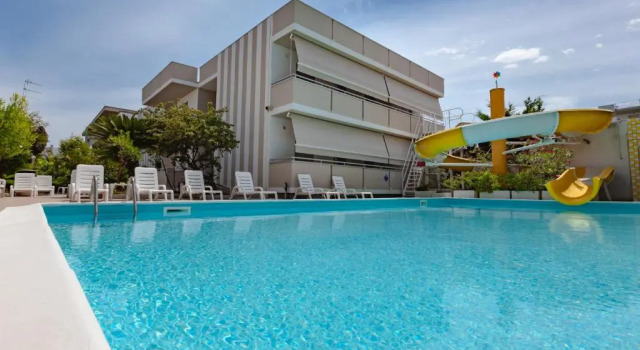 Апартаменты c 1 комнатой Hotel Alba Holiday