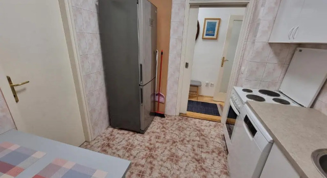 Апартаменты Big Downtown Apartment across National Theater (2 Bedrooms)