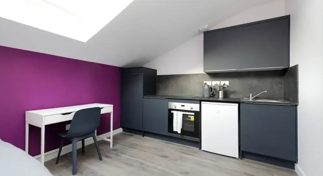 JOIVY Deluxe Studio near The Meadows