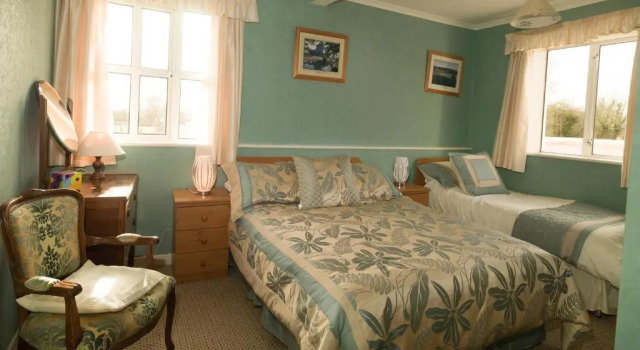 Murphys Farmhouse B&B, Book Bed and Breakfast Hotels in Boolteens with Parking, Parking