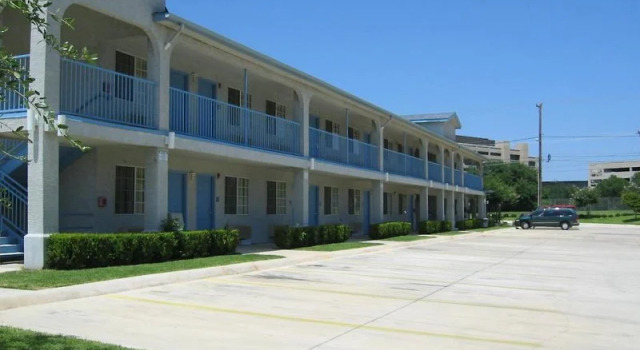 Regency Inn and Suites San Antonio, Забронировать Отель Сан-Антонио Bexar County