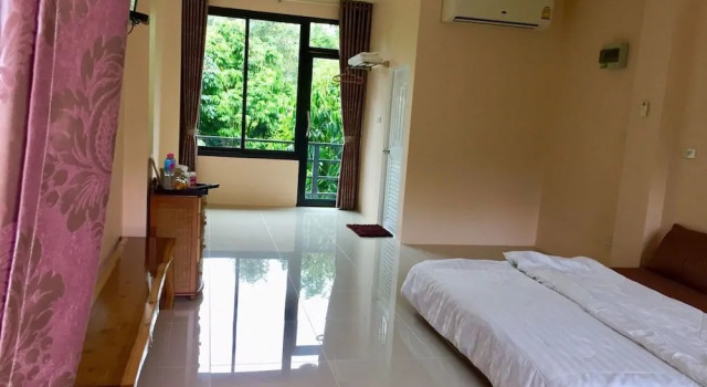 Wang Tey Homestay Khiri Wong