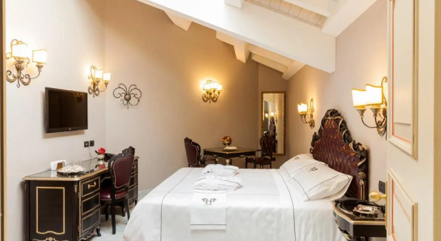 Номер Deluxe Grand Hotel di Parma | UNA Esperienze