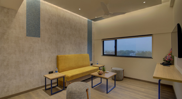 Люкс 7 Apple Hotel Nashik