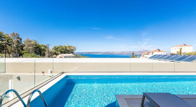 Люкс Executive Цокольный этаж Sun and Sea Plus Resort
