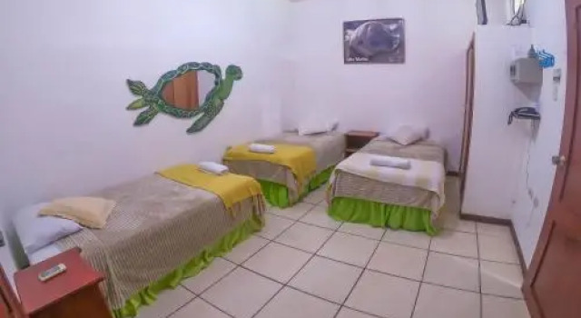 Hostal Tintorera, Book Hotel Hoteller i Galápagos med parkering, Parkering