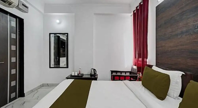 Fabhotel Sky Heights