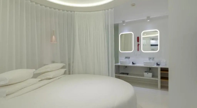 Люкс Hotel Indigo Albufeira by IHG