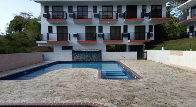 J.B. Hidden Village Hotel, Rezervați Hotel Hoteluri în Aguada cu piscină, Piscină