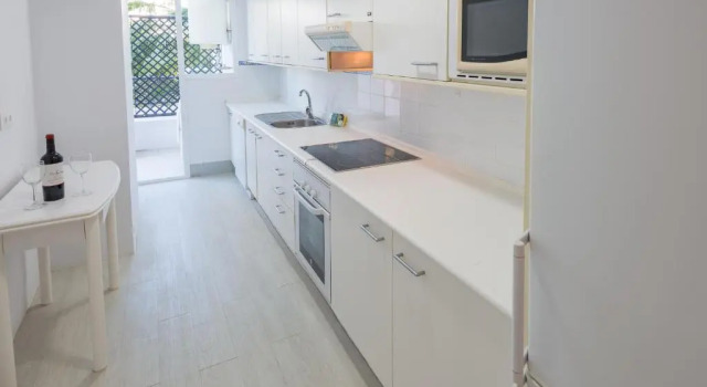 Апартаменты Contemporary central Apartment