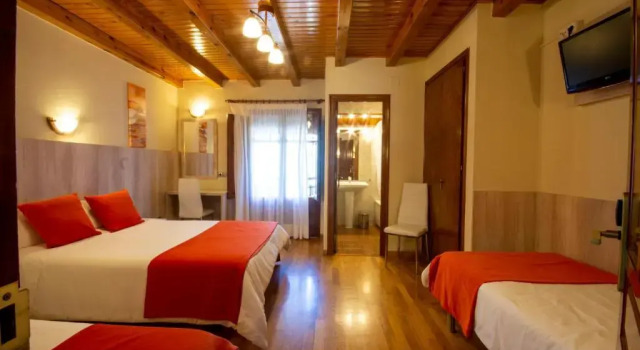 La Noguera de Llavorsí, Varaa Hotelli Llavorsi SkiPallars - Port Aine