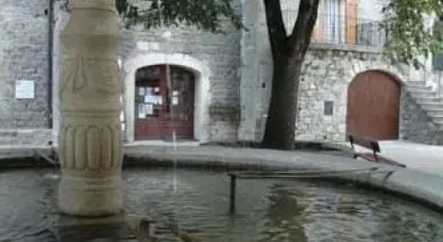 Chambres Dhotes Ferrari Larzac Aveyron, Buchen Sie Gasthaus Mini-Hotels in Aveyron, Gasthaus