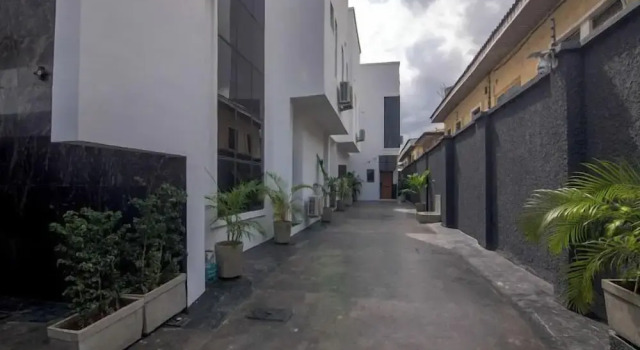 One90 Apartment, Book Apartment Surulere 