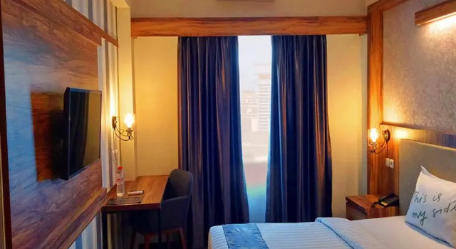 Люкс Deluxe New Sleepz Hotel - Senayan