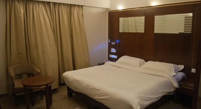 Номер Royal Venky Residency