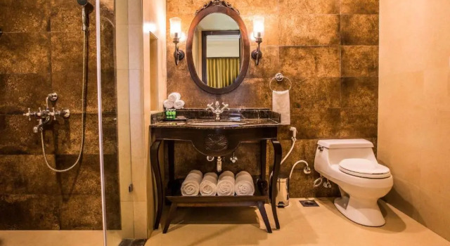Люкс с балконом Rhythm Lonavala - An All Suite Resort