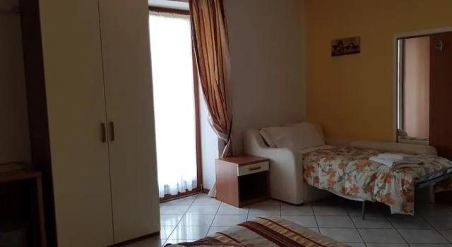 Трёхместный номер Standard с балконом и с видом на горы Agritur Girasole