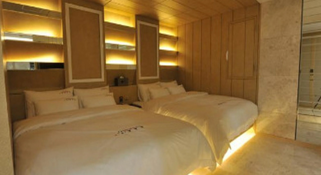 Люкс Royal YTT Hotel Nampo