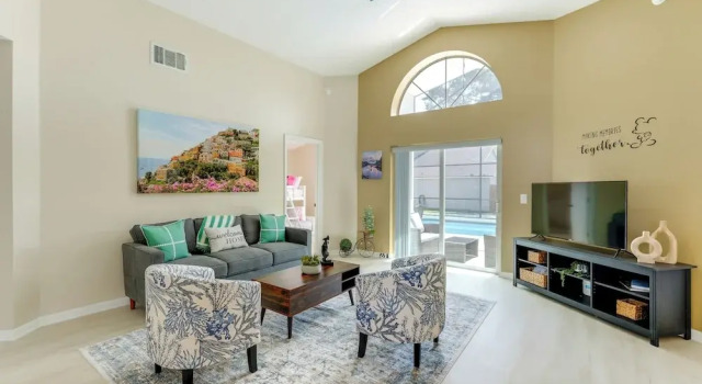 Коттедж Sunny Skies & Disney Days: Davenport Home w/ Pool!
