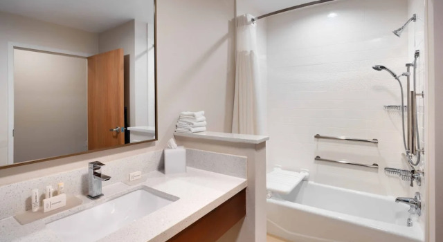 Двухместный люкс Fairfield Inn & Suites by Marriott Rockport
