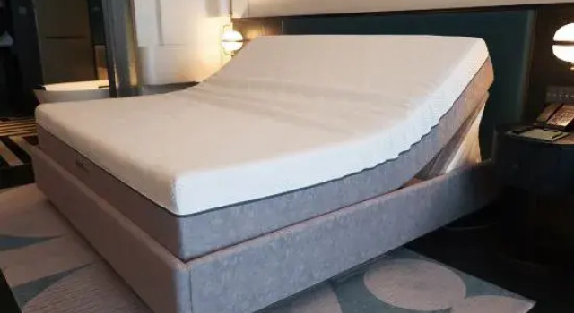 Номер Luxury Sofitel Shanghai North Bund