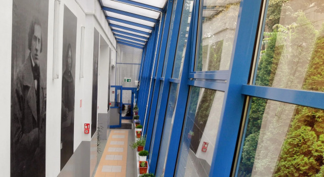 Warsaw Hostel Centrum Private Rooms & Dorms, Забронировать Хостел Средместье Варшава, рядом с Конференц-центр Рондо Один