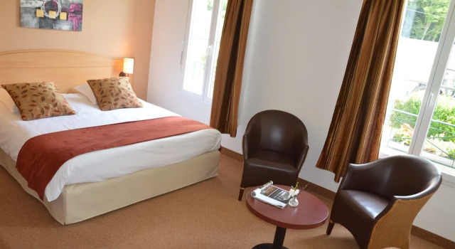 Номер Superior Brit Hotel Châteaudun